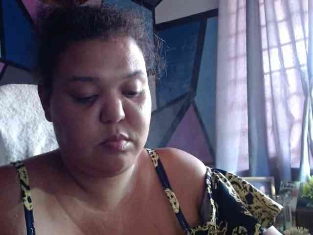 beautifulchubbyqueen webcam