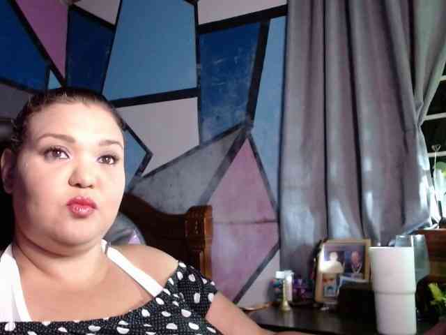 beautifulchubbyqueen webcam