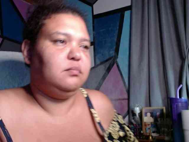 beautifulchubbyqueen webcam