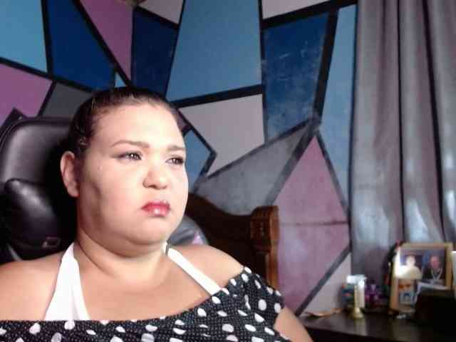 beautifulchubbyqueen webcam