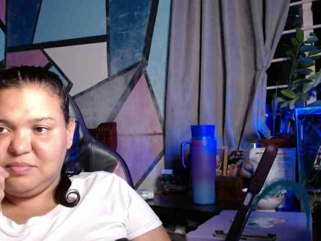 beautifulchubbyqueen webcam