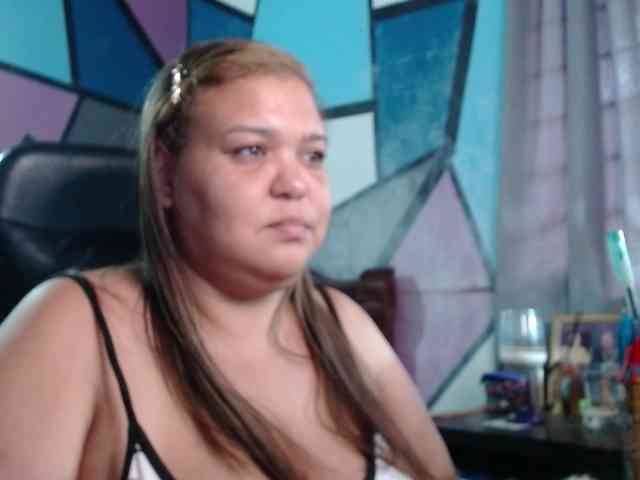 beautifulchubbyqueen webcam