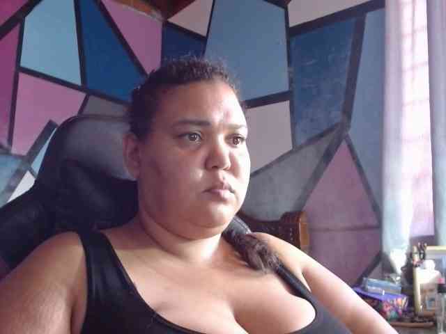beautifulchubbyqueen webcam