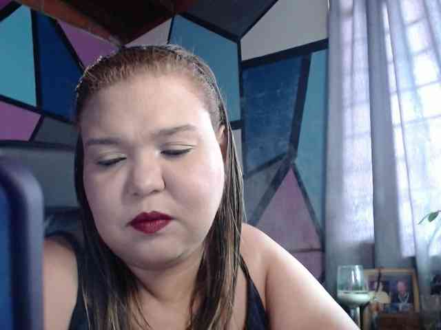 beautifulchubbyqueen webcam