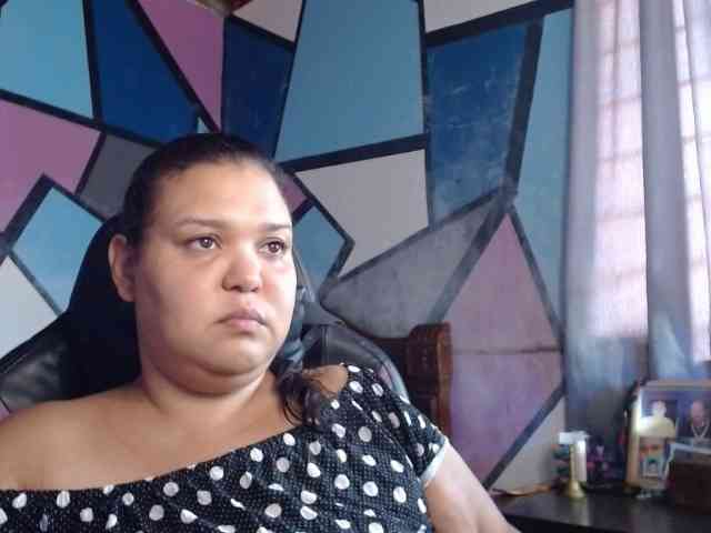 beautifulchubbyqueen webcam