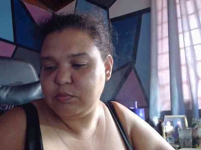 beautifulchubbyqueen webcam