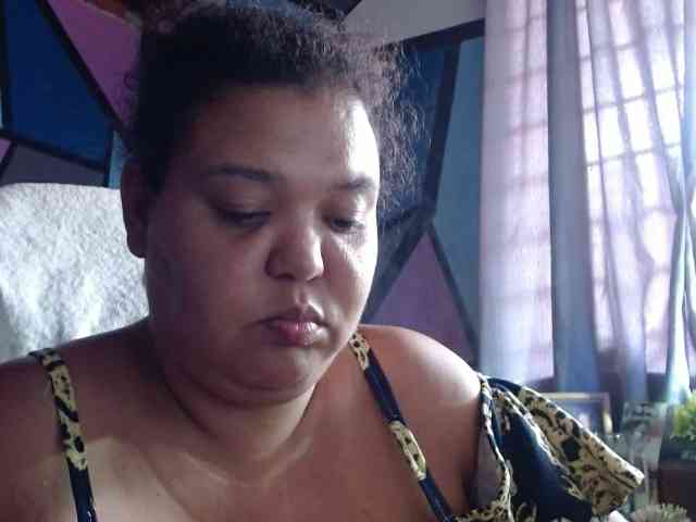 beautifulchubbyqueen webcam