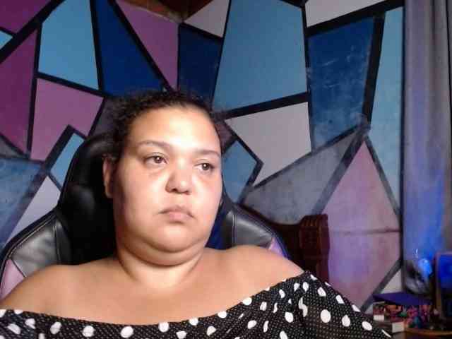 beautifulchubbyqueen webcam