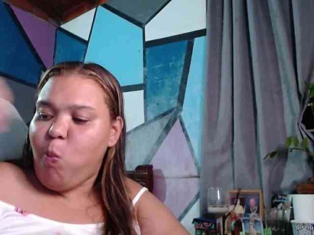 beautifulchubbyqueen webcam