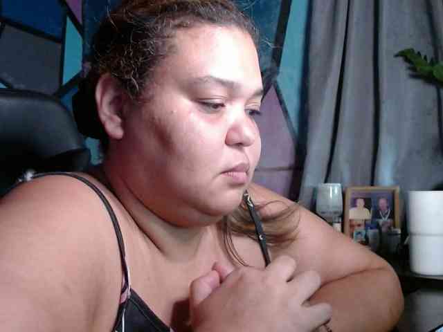beautifulchubbyqueen webcam