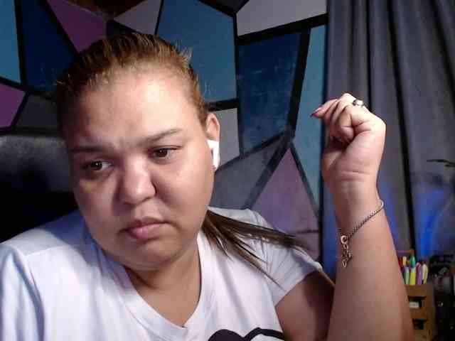 beautifulchubbyqueen webcam