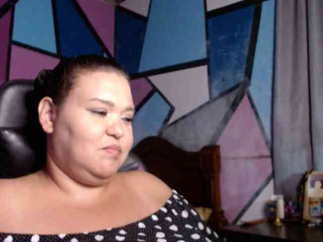 beautifulchubbyqueen webcam