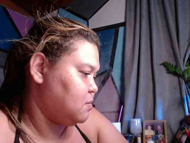 beautifulchubbyqueen webcam