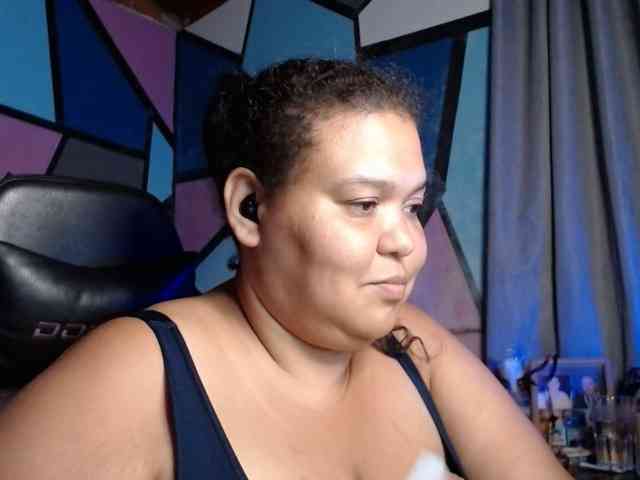 beautifulchubbyqueen webcam