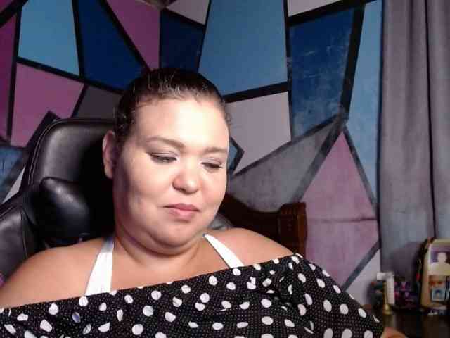 beautifulchubbyqueen webcam