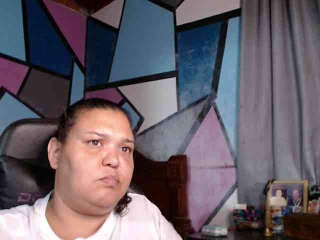beautifulchubbyqueen webcam