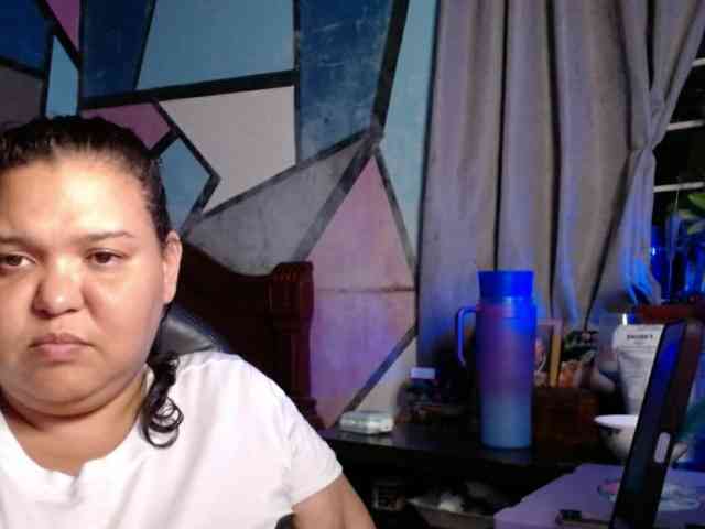 beautifulchubbyqueen webcam