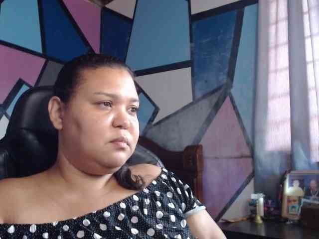 beautifulchubbyqueen webcam