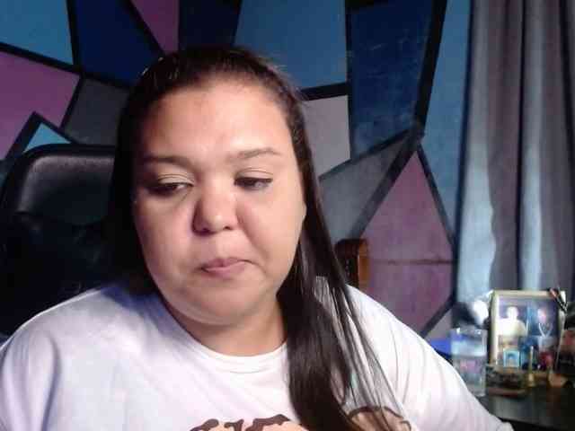 beautifulchubbyqueen webcam