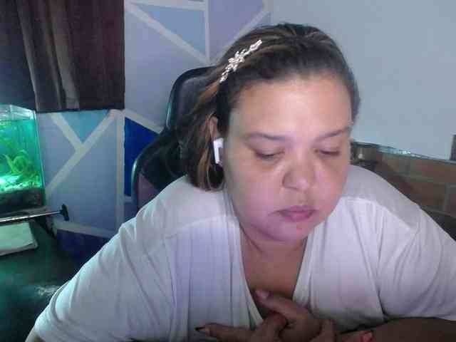 beautifulchubbyqueen webcam