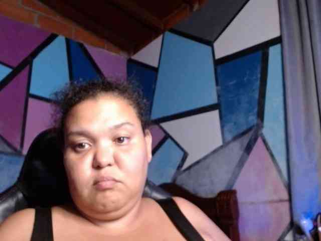 beautifulchubbyqueen webcam