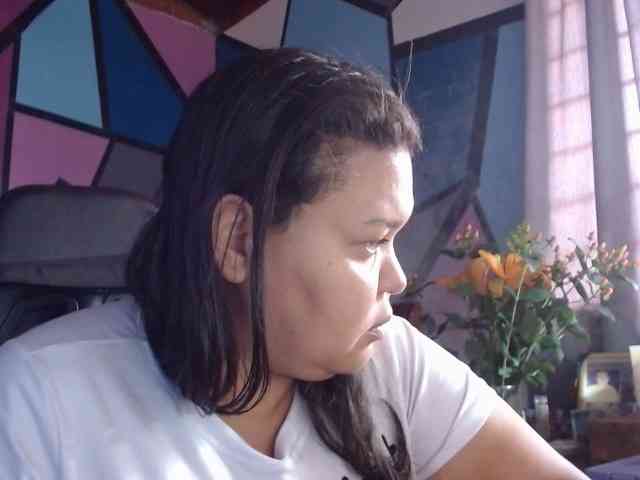 beautifulchubbyqueen webcam