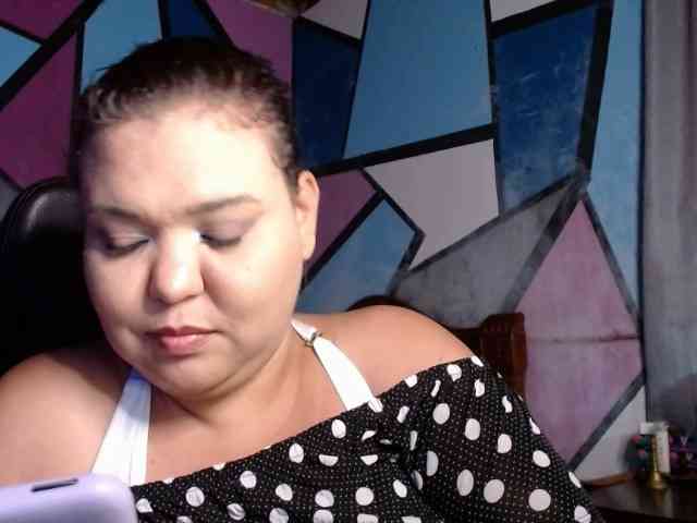 beautifulchubbyqueen webcam