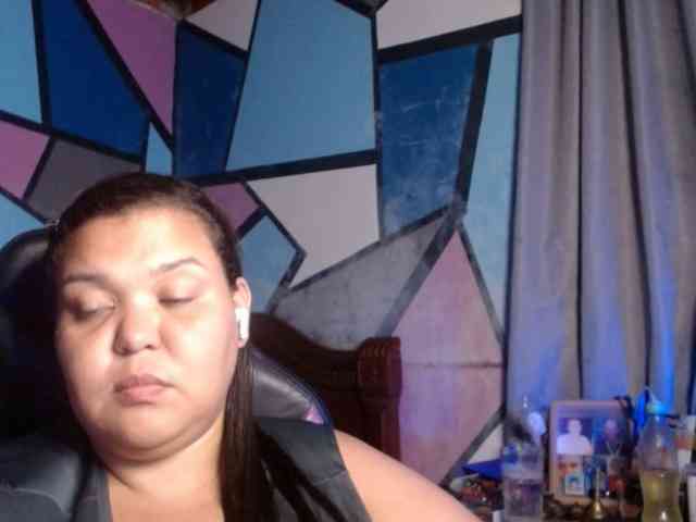 beautifulchubbyqueen webcam
