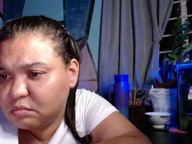 beautifulchubbyqueen webcam