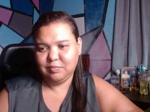 beautifulchubbyqueen webcam