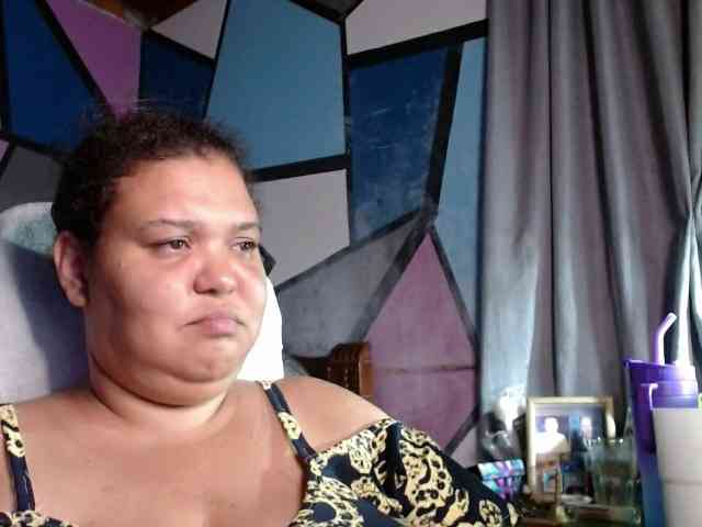 beautifulchubbyqueen webcam