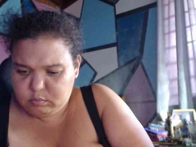 beautifulchubbyqueen webcam