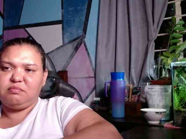 beautifulchubbyqueen webcam