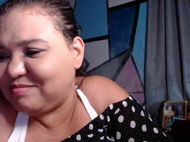 beautifulchubbyqueen webcam