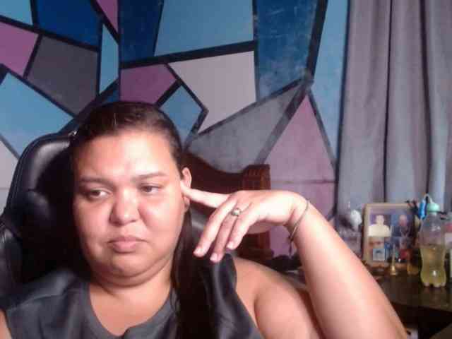 beautifulchubbyqueen webcam