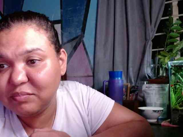 beautifulchubbyqueen webcam