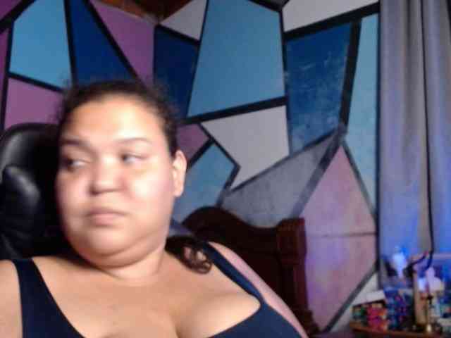 beautifulchubbyqueen webcam