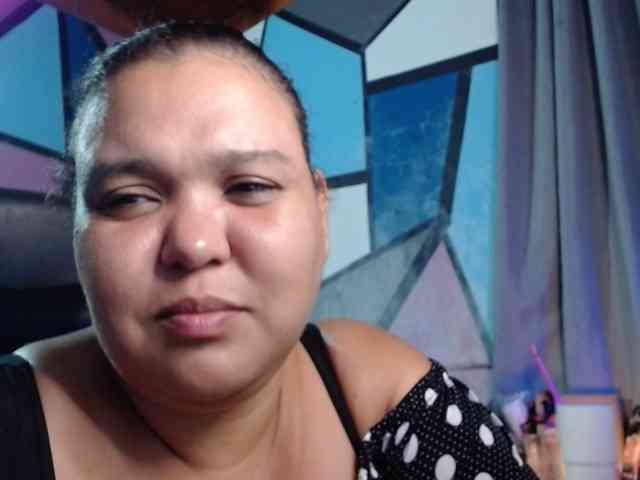 beautifulchubbyqueen webcam