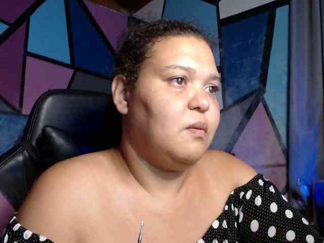 beautifulchubbyqueen webcam