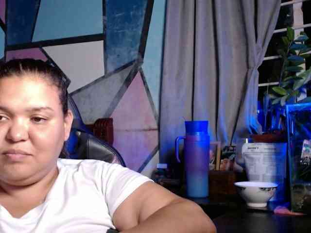 beautifulchubbyqueen webcam