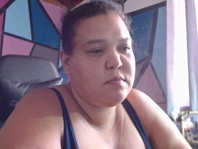 beautifulchubbyqueen webcam