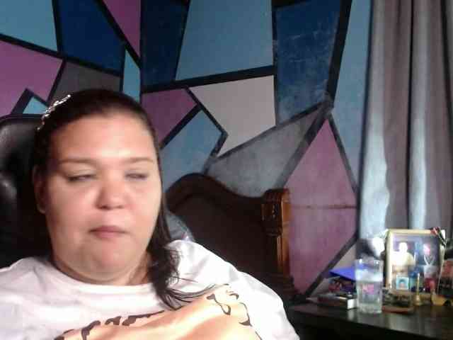 beautifulchubbyqueen webcam