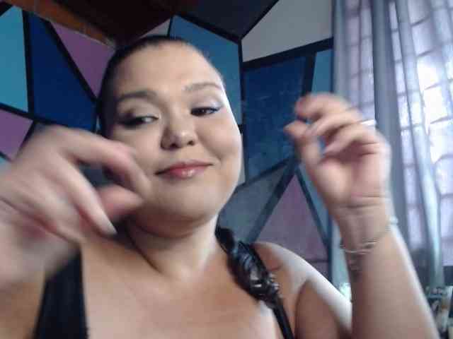 beautifulchubbyqueen webcam