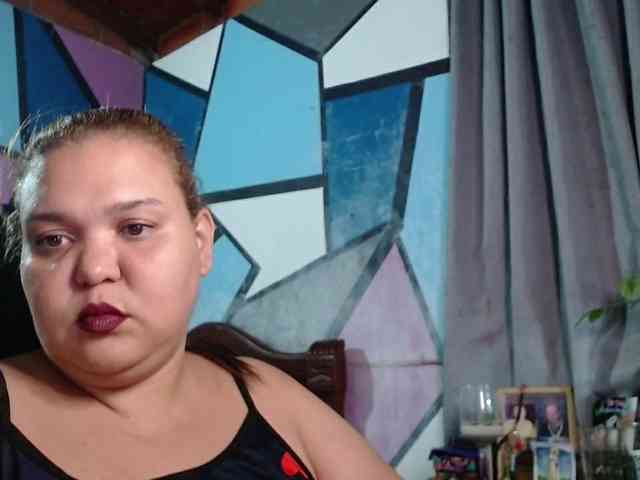 beautifulchubbyqueen webcam