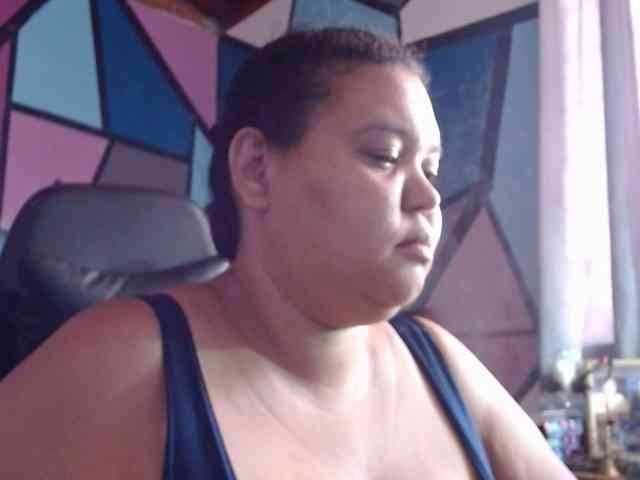 beautifulchubbyqueen webcam