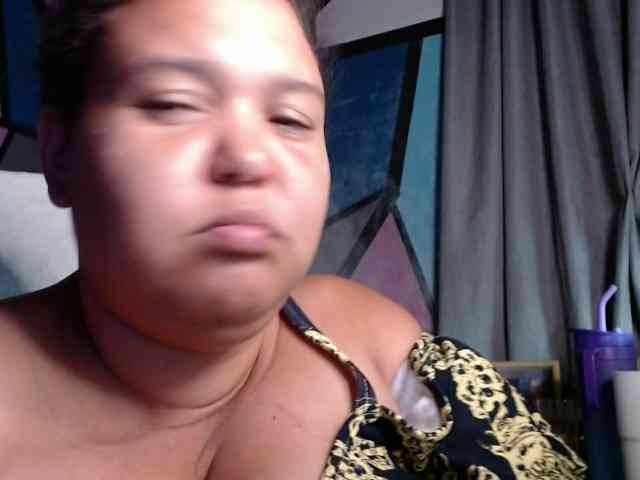 beautifulchubbyqueen webcam