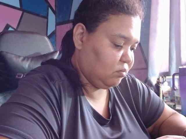 beautifulchubbyqueen webcam
