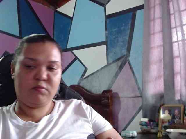 beautifulchubbyqueen webcam