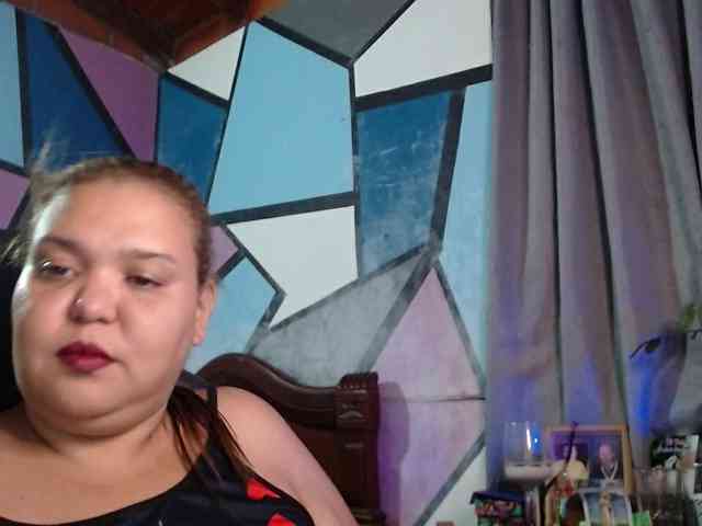 beautifulchubbyqueen webcam