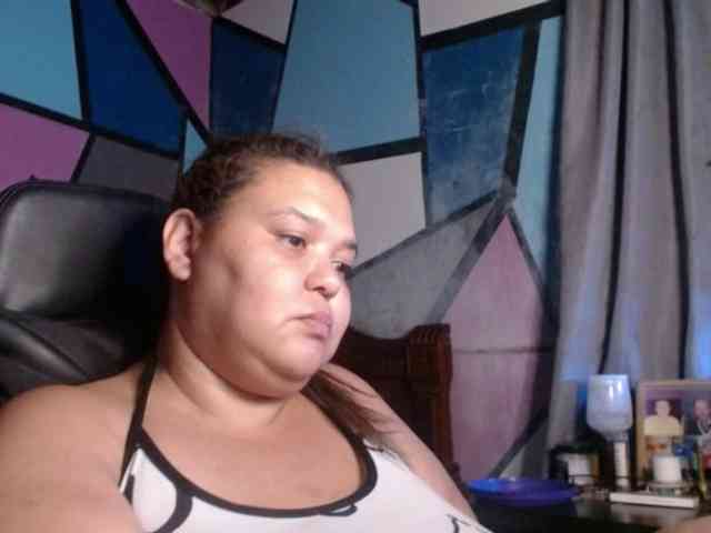 beautifulchubbyqueen webcam